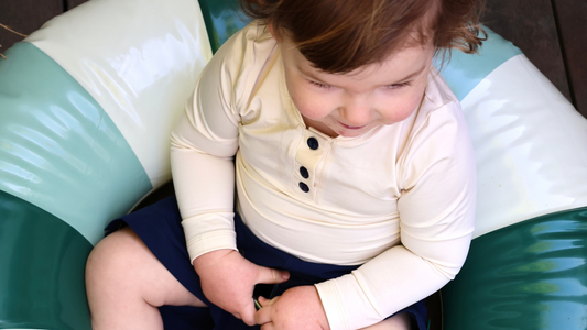 Pourquoi protéger la peau des enfants dès le plus jeune âge ? - Loumio Paris
