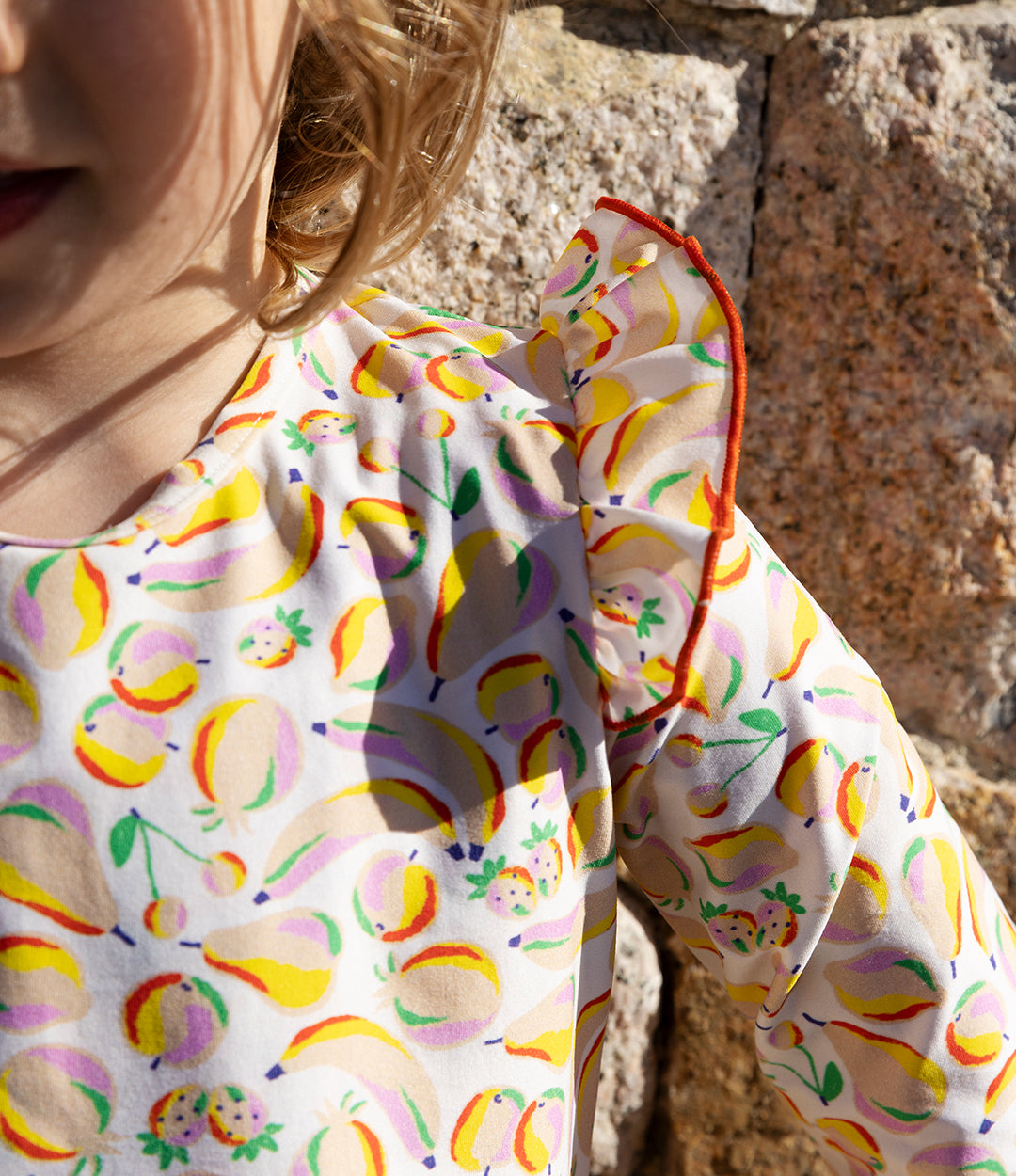 detail épaule haut anti-uv loumio fille imprime smoothie